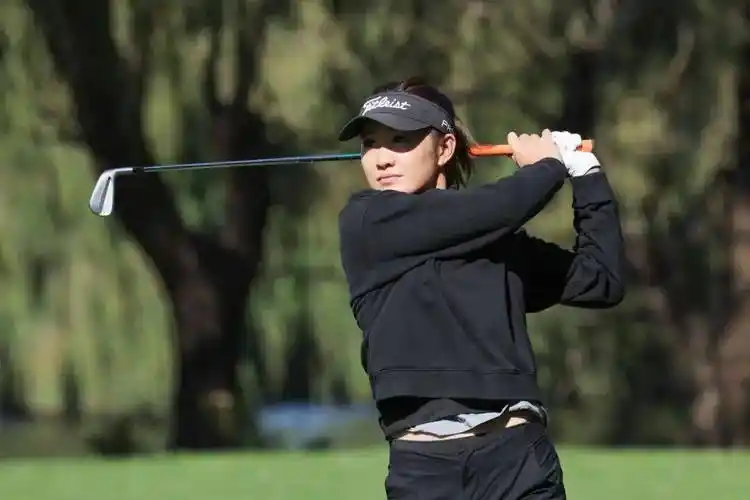 LPGA中国军团转会潮：殷若宁领衔7将冲击皇后城，新合同细节曝光