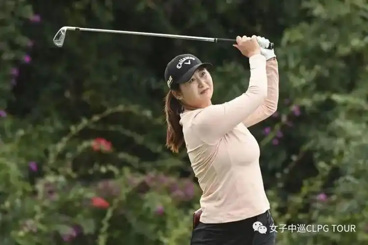 LPGA冷风黑马：刘艳66杆冲上榜首，阎菁T4上演数据奇迹