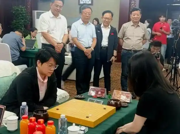 三国故地风云再起：鲁沪女排争锋，女子围甲转会暗战正酣